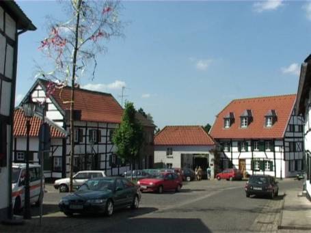 Liedberg : An der Ecke Am Markt/Schloßstraße, Historischer Ortskern